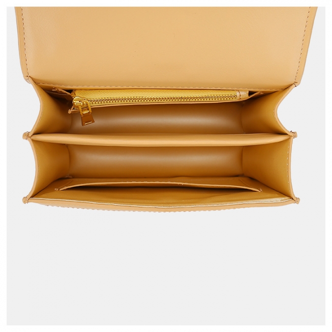 sacs à bandoulière en cuir pu matelassé beige en treillis diamant personnalisé 